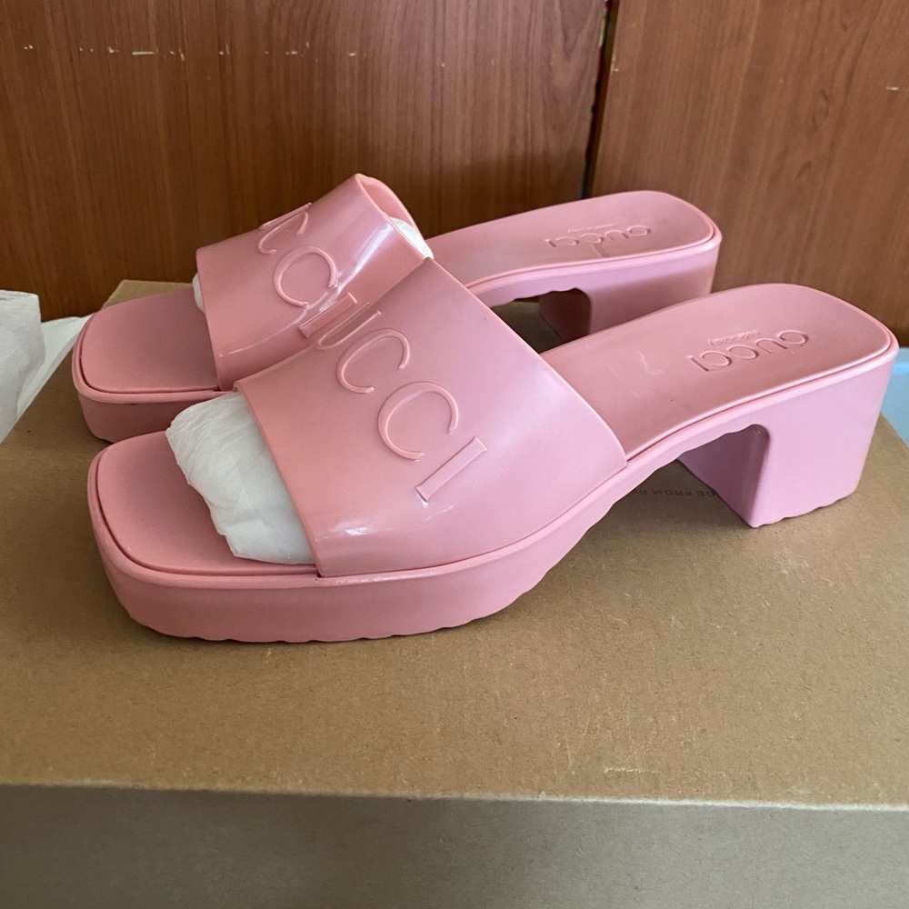 Gucci Pink Platform Sandals with Chunky Heel